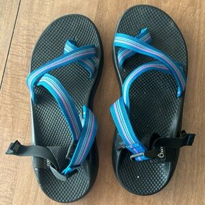 Men’s Chaco sandals slides size 11 black with blue straps